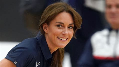 Kate Middleton En Fauteuil Roulant Une Patronne Qui Impressionne Sur