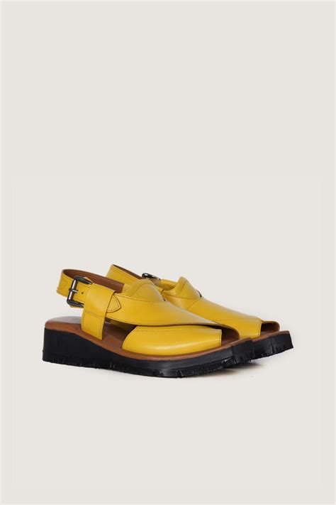 Handmade Kaptaan Peshawari Chappal Yellow Buffalo Leather Shoes