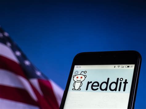 Escalating Tensions With Iran Leads Porn Subreddit Mod To Ban Republicans