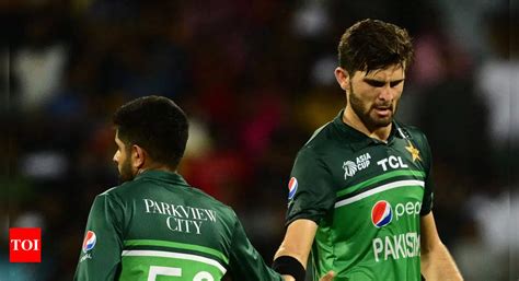 Babar Azam Shaheen Afridi Get Into A Verbal Spat After Pakistans Asia