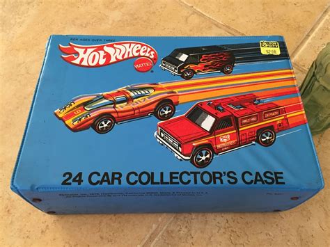 Hot Wheels 24 Car Collector S Case Mattel 1975