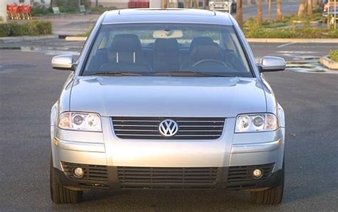 2001 Volkswagen Passat Pictures 47 Photos Edmunds