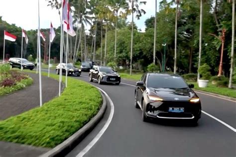 Foto Toyota Bz X Mulai Pamer Diri Di Bali