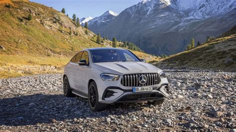 Mercedes lança SUV GLE motor híbrido mais de 500 cv