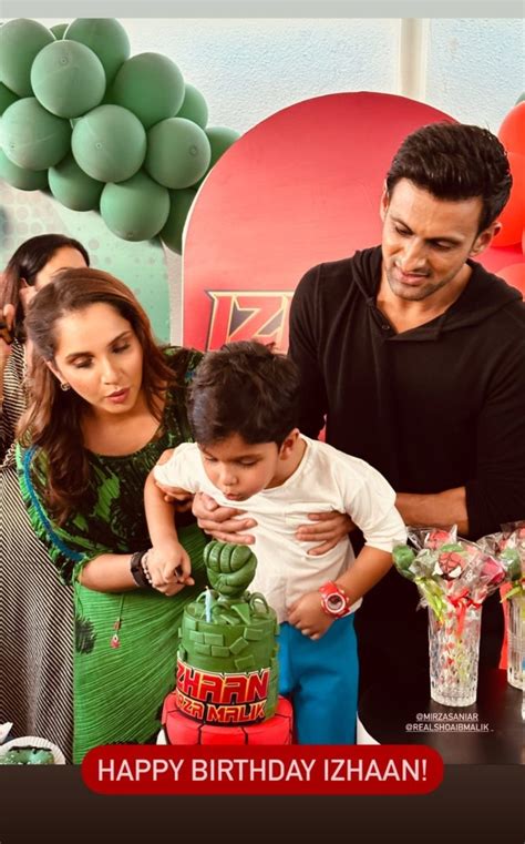 Shoaib Malik And Sania Mirza Unseen Moments With Son Izhaan Reviewitpk