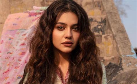 Zara Noor expresses overwhelming love for someone who can ‘read her face’