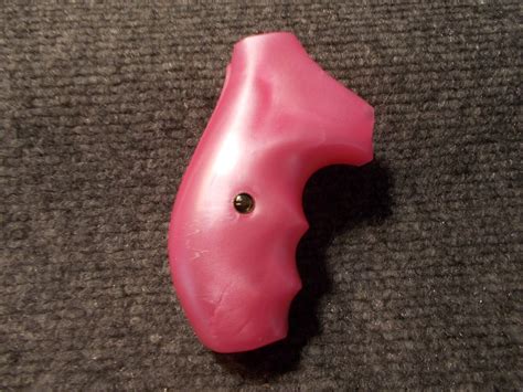 Custom Smooth Grips Taurus Small Frame Revolvers 85 380 605 856 Pink Pearl Ebay