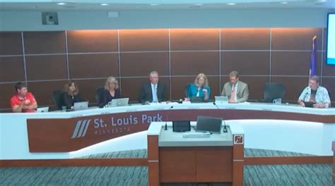 St Louis Park Eliminates Pledge Of Allegiance Before Council Meetings