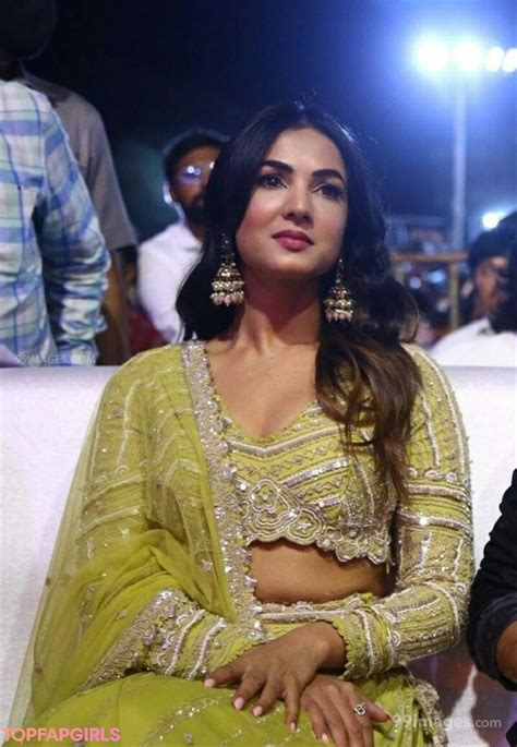 Sonal Chauhan Nude Onlyfans Leaked Photo Topfapgirls