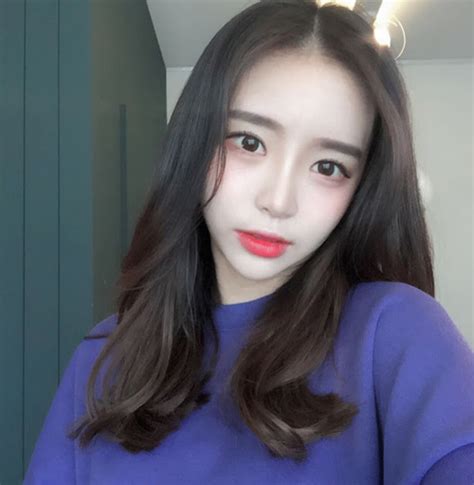 Sốc vì nhan sắc nguyên bản của hot girl đình đám xứ Hàn