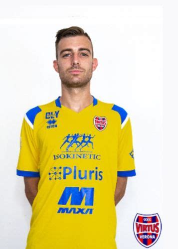 Virtus Verona 2022 23 Kits