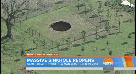 Massive Sinkhole In Tampa Florida Reopens Where Man Was Killed Nbc News