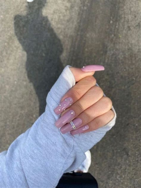 Gorgeous Nude Bling Nails Simple Nails Nude Nails Stylish Nails