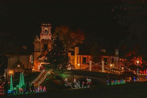 Bright Lights: a Magical Holiday Celebration - Vanderbilt Museum