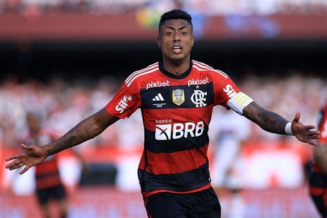 Flamengo Engaveta Novo Contrato Assinado Por Bruno Henrique