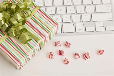 11 Reasons To Job Search During The Holidays