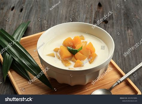 Thai Sweet Dessert Over 284480 Royalty Free Licensable Stock Photos