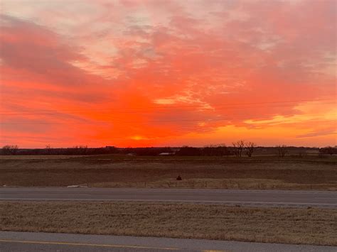 Beautiful Oklahoma Sunset Jan 2019 Oklahoma Sunsets Sunset Mother Earth