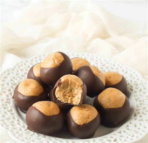 Easy Buckeye Balls Recipe (only 5 ingredients!)- Boston Girl Bakes