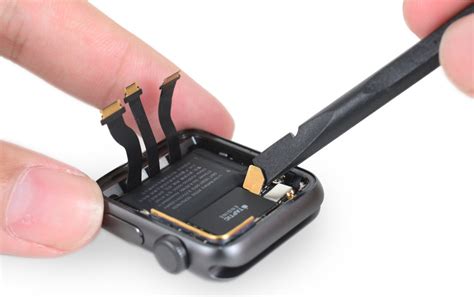 Teardown Ifixit Looks Inside Apple Watch Series Ablogtowatch