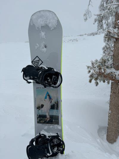 CAPiTA Defenders Of Awesome Snowboard Review