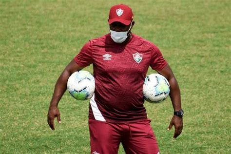 Marc O Testa Positivo Para Covid E Desfalca Fluminense Contra O