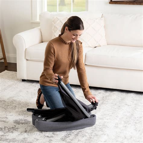 Graco Foldlite™ Lx Quick Folding Travel Cot With Bassinet