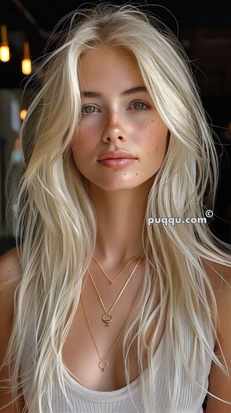 How To Get Stunning Platinum Blonde Hair At Home Platinum Blonde Hair Blonde Hair Blonde
