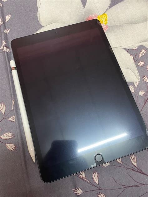 Ipad 9th Gen Apple Pencil Mobile Phones And Gadgets Tablets Ipad On Carousell