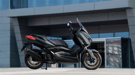 Motorrad Vergleich Yamaha Xmax Vs Yamaha Xmax Tech Max