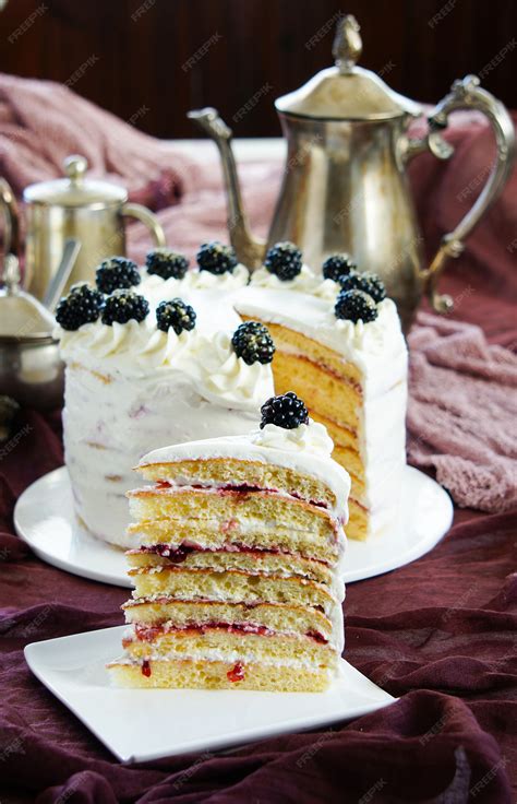 Premium Photo Milchmädchen Milky Girl Cake Sweetened Condensed