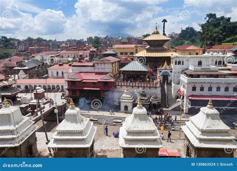 Templo De Pashupatinath Katmandu Imagen De Archivo Editorial Imagen