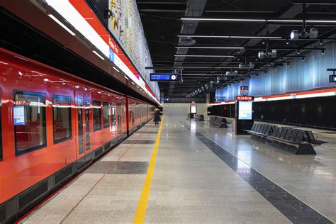 LED light: LED lighting for Helsinki metro stations