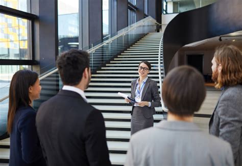 Boost Security: 9 Essential Visitor Policy Tactics!
