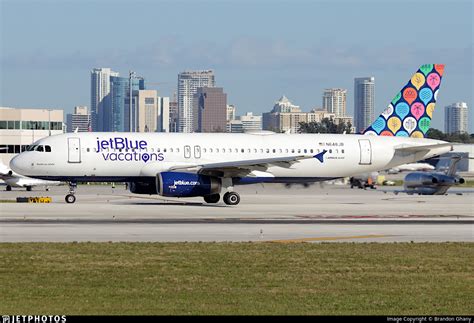 N648JB Airbus A320 232 JetBlue Airways Brandon Ghany JetPhotos