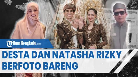 Momen Desta Dan Natasha Rizky Berfoto Bareng Di Pernikahan Enzy Storia