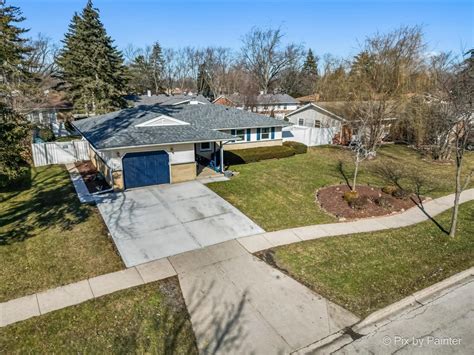 352 E Elk Grove Blvd Elk Grove Village Il 60007 Redfin