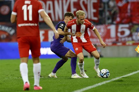 Rot Weiss Essen Fc Erzgebirge Aue Rot Weiss Essen