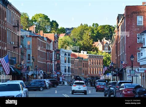 Historic downtown shopping district of Galena, Illinois Stock Photo - Alamy