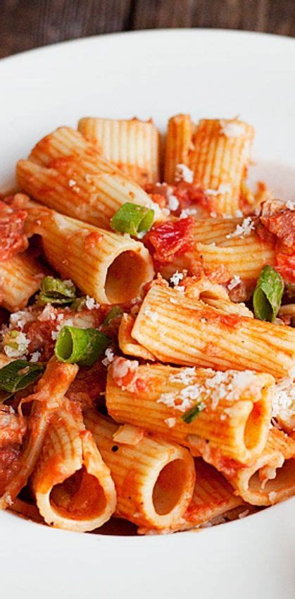 Rigatoni With Pancetta And Green Onions In Vodka Sauce Pancetta