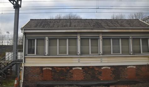 Edgeley Signalbox N Chadwick Cc By Sa 2 0 Geograph Britain And Ireland