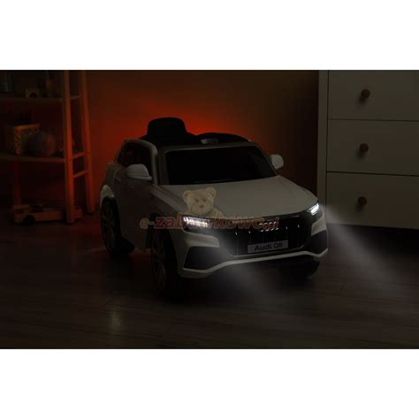 TOYZ SAMOCHÓD NA AKUMULATOR AUDI RS Q8 WHITE POJAZDY ELEKTRYCZNE