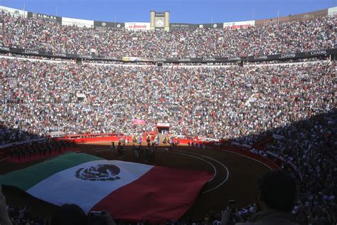 Los Matices De Patricia Prudencio En La Corrida Del Aniversario De La