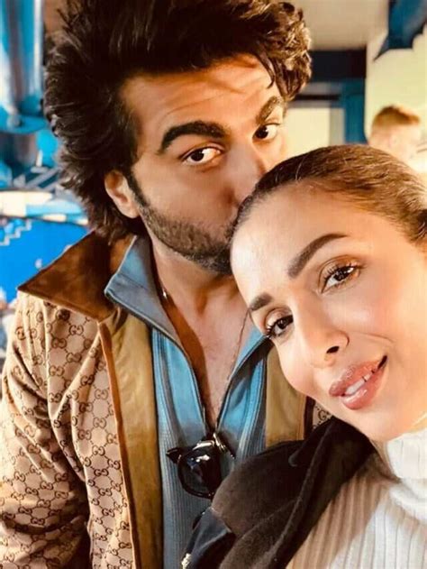 Amid Break Up Rumours Check Out Arjun Kapoor And Malaika Aroras Loved Up Pictures Ottplay