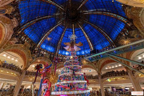 Album Photos Le Sapin De No L Des Galeries Lafayette Haussmann