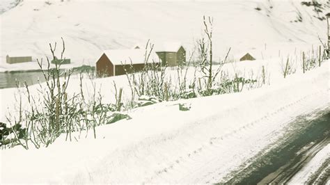 Stunning winter scenery with traditional Norwegian wooden houses ...