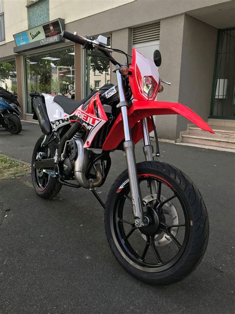 Moto RIEJU MRT 50 Super Motard Nouveau Model 138x24 Mois Neuve