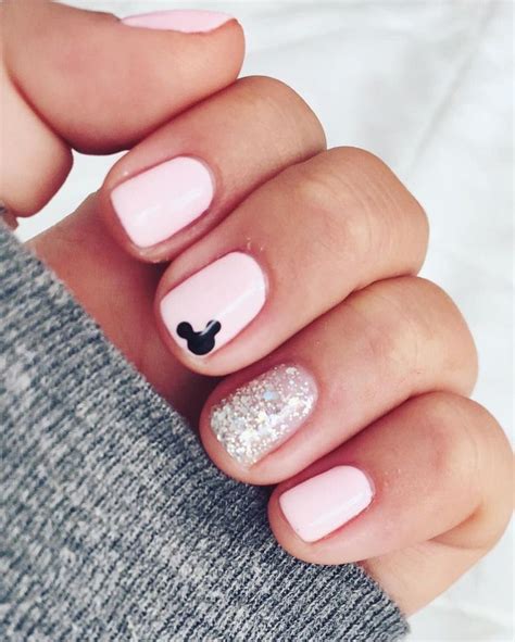 Disney Nail Art Ideas POPSUGAR Celebrity Manicura de uñas Arte de