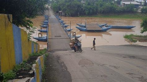 Viral Jembatan Perahu Di Karawang Bisa Hasilkan Rp 20 Juta Per Hari