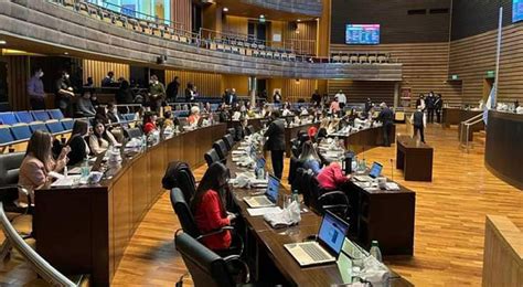 Lanzaron el Parlamento de la Mujer Primera Edición